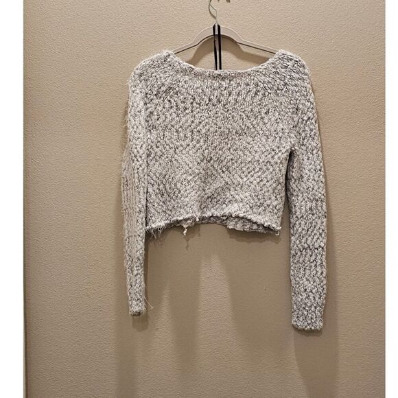 Buffalo Cropped Long Sleeve Sweater Size SP - Picture 5 of 5